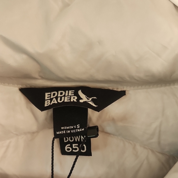 Eddie Bauer Gray Quilted Puffer Jacket with Stand-Up Collar - Picture 2 of 8